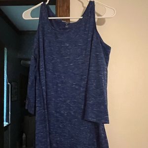 Cold shoulder tunic